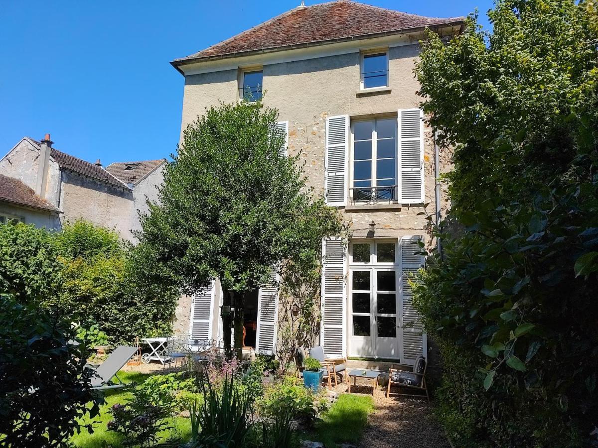 Le Grand Barrois Bed and Breakfast Crecy-la-Chapelle Εξωτερικό φωτογραφία