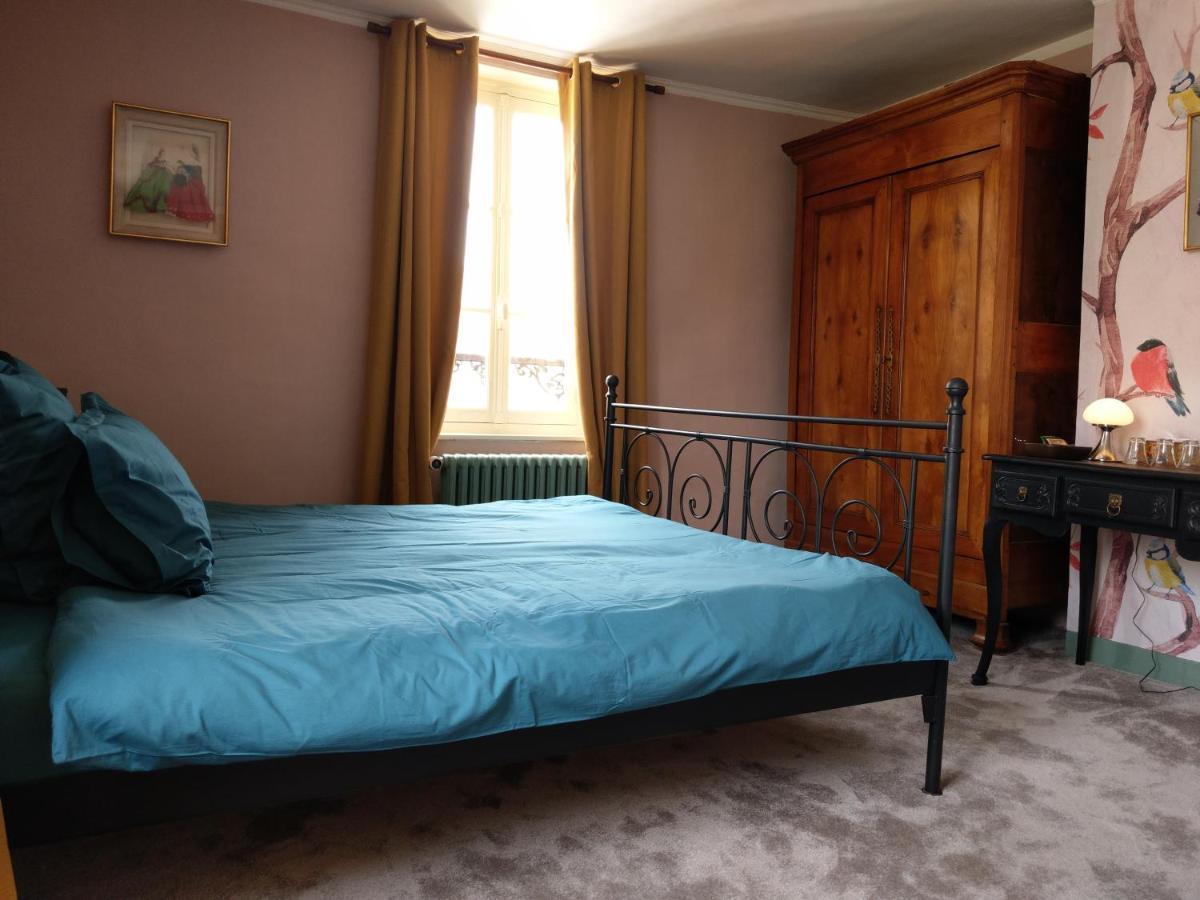 Le Grand Barrois Bed and Breakfast Crecy-la-Chapelle Εξωτερικό φωτογραφία